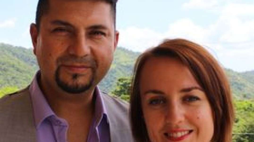 Tony and Anna Velez, Real Estate Agents : Luxury Villas For Sale in Playas Del Coco